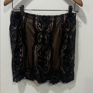 Chic Black Lace Mini Skirt